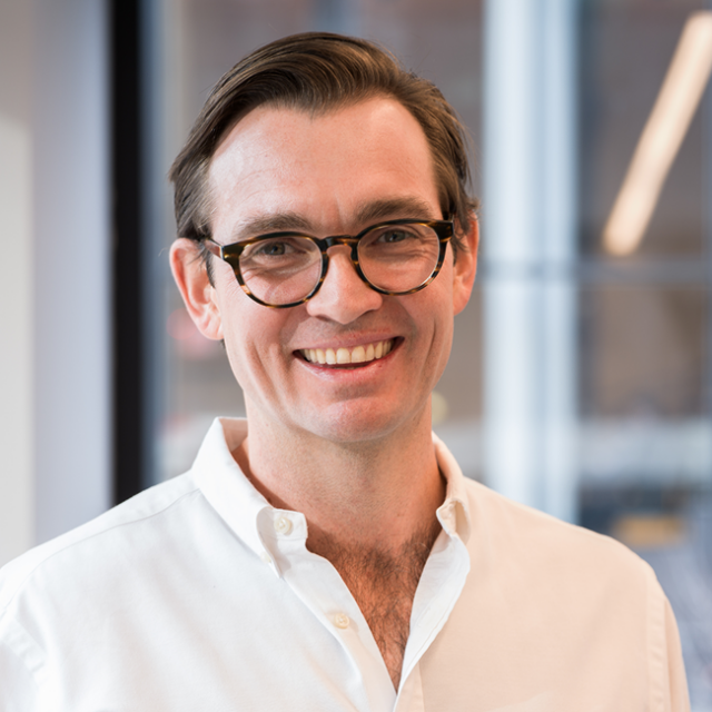 650x650 0001 Tim Blomfield